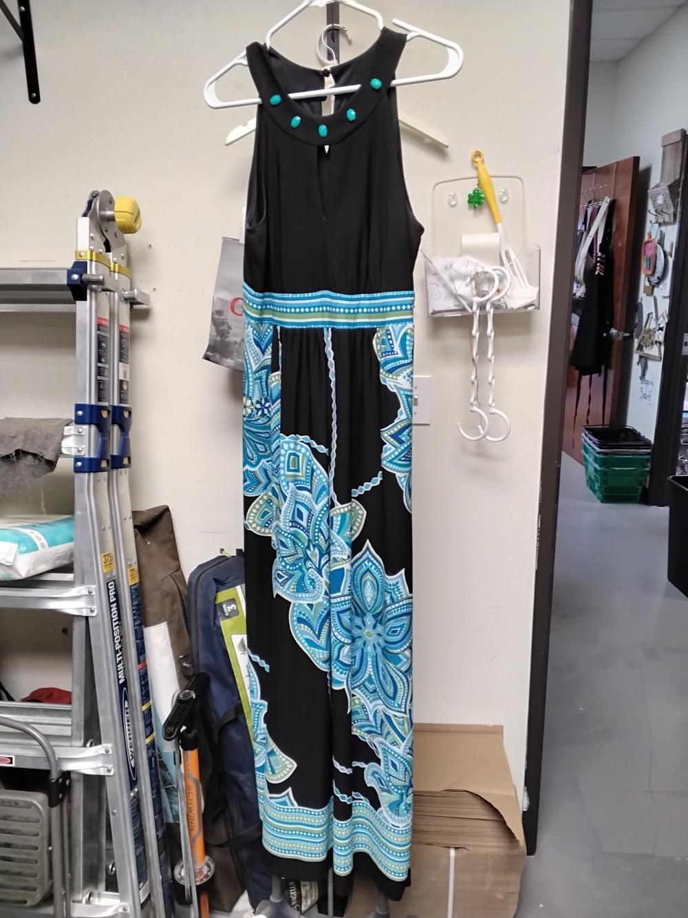 Sandra Darren Black Maxi Dress with Turquoise Floral Print Size 10 Used Good